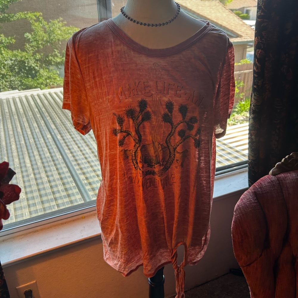 Torrid 1x Women's western burnt Orange Graphic Top